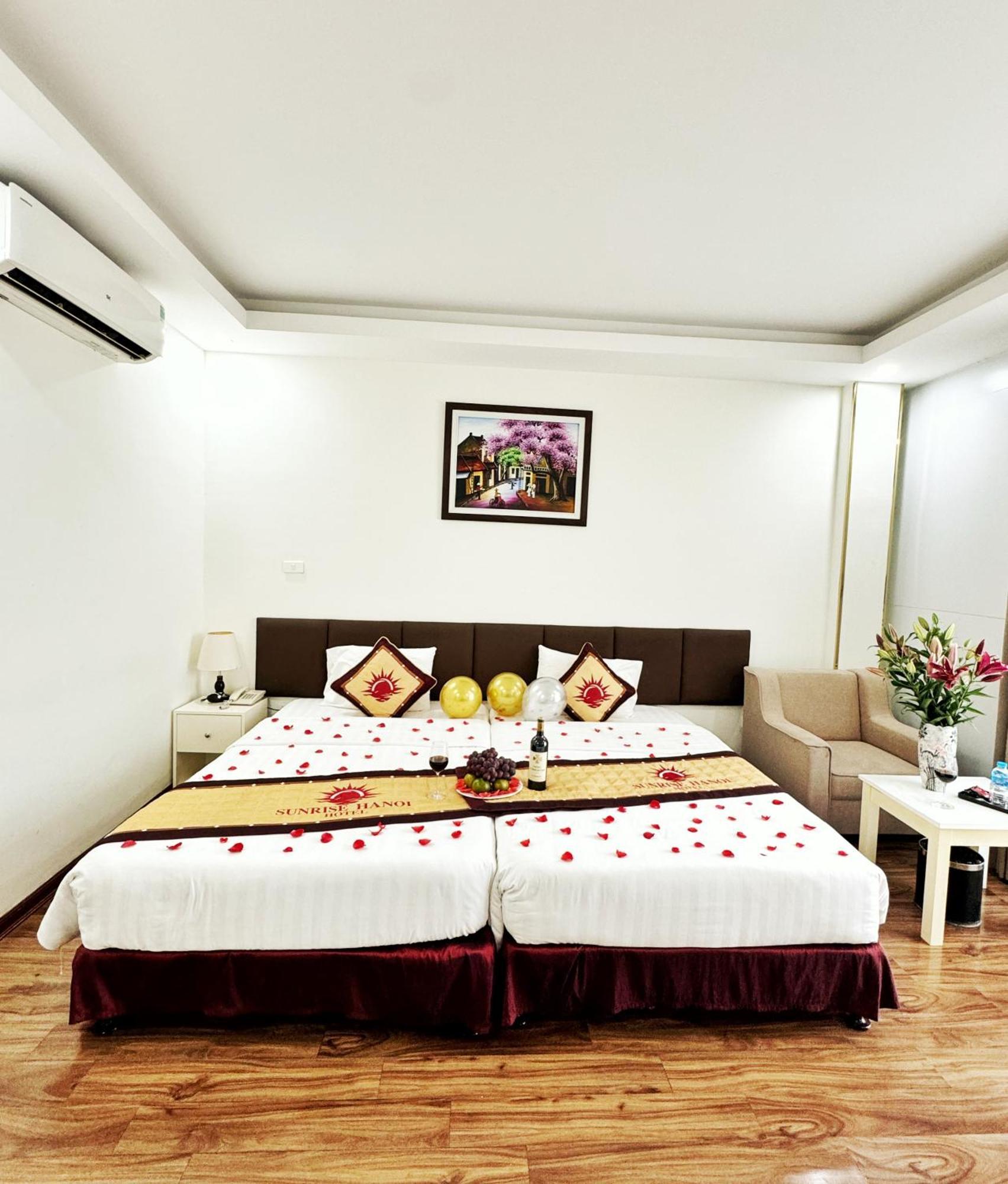 Sunrise Hanoi Hotel Exterior photo